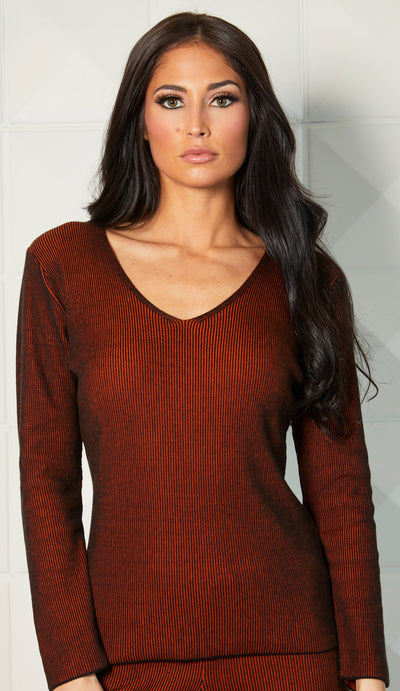 Cuello en V acanalado de dos tonos