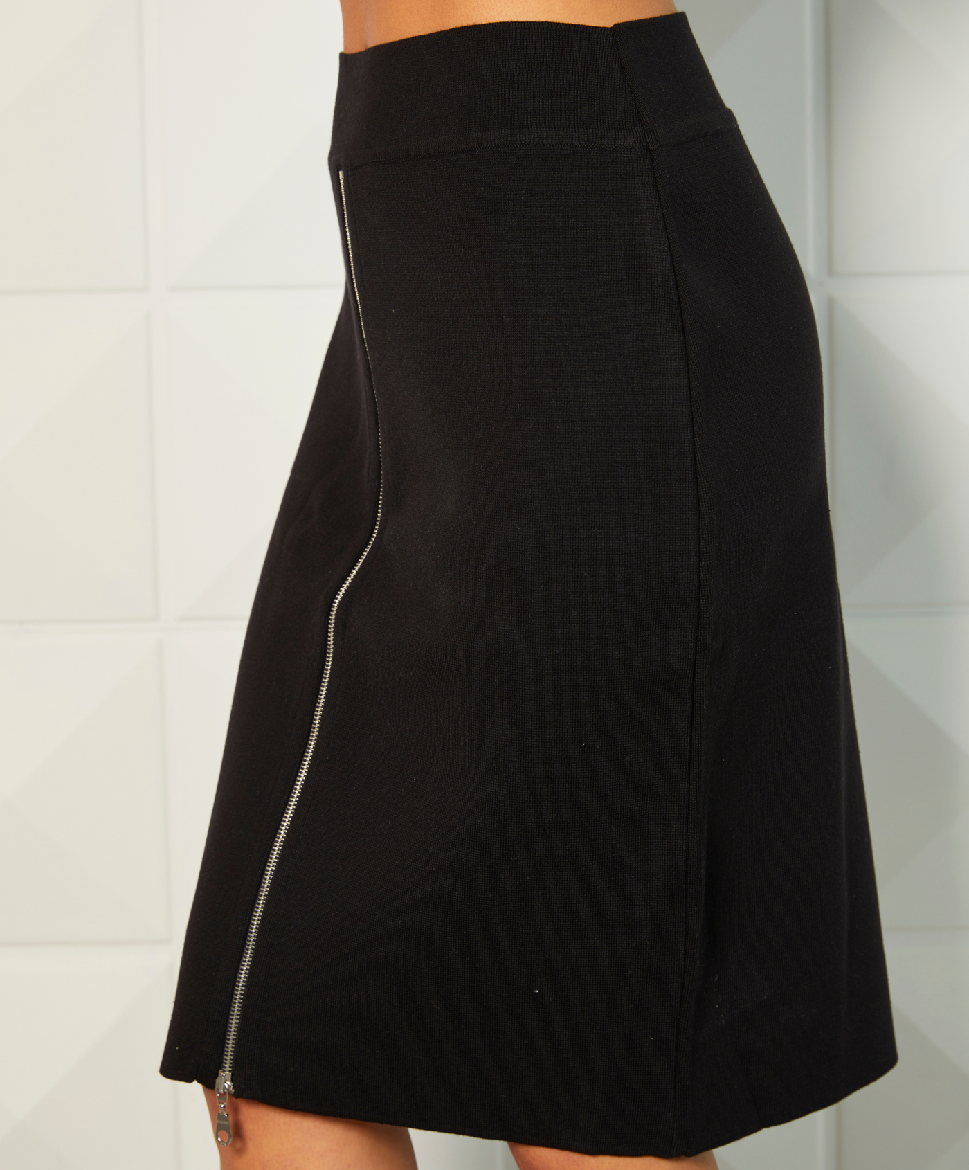 Zippered Midi 25' Skirt